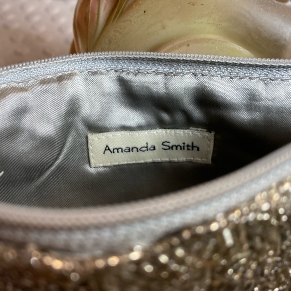 Vintage AMANDA SMITH Silver Beaded Clutch Wristlet - Picture 8 of 16